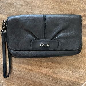 Coach Wristlet Wallet Clutch